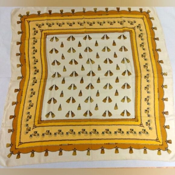 Vintage 💯 Silk Scarf Rolled Hem Caleche - Picture 9 of 9